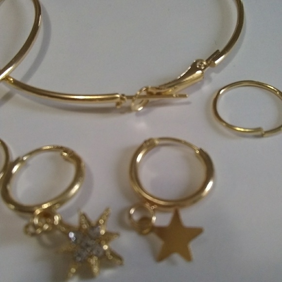 Hot Sexy Chick Gold Plated 3 Pair Star Earring Set - Picture 4 of 5